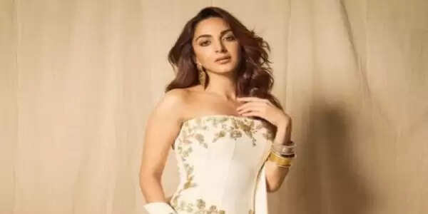 फिल्म इंडस्ट्री में 8 घंटे शिफ्ट पर कियारा आडवाणी ने तोड़ी चुप्पी