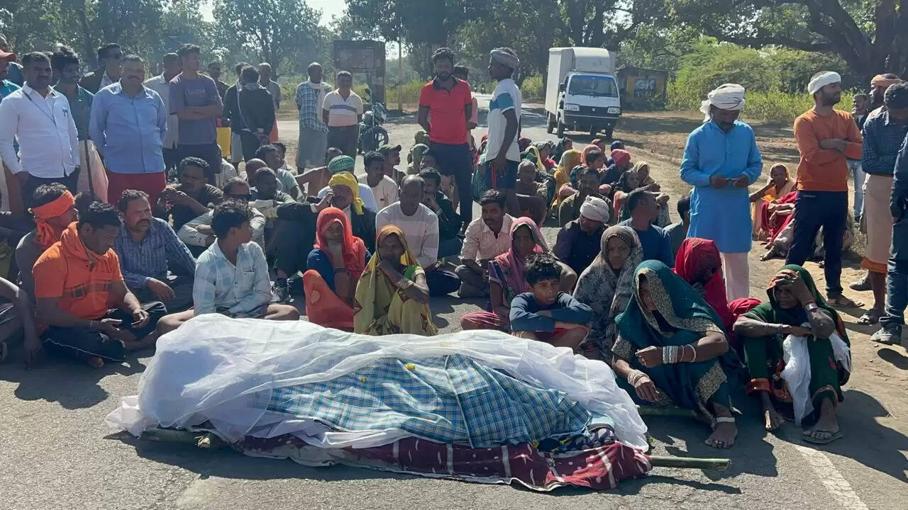 अनूपपुर:प्रशासनिक लापरवाही बनी मौत की वजह, जमीन विवाद से प्रताड़ित युवक ने लगाई फांसी