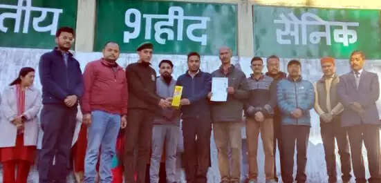 राष्ट्रीय प्रतियोगिता में सातवें स्थान पर रहे राघवेंद्र बिष्ट अपने विद्यालय में सम्मानित