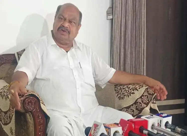 राहुल गांधी क्या कांग्रेस पदाधिकारियों को आलू से सोना निकालकर छग को समृद्ध बनाने की कला सिखाएंगे? : विधायक पुरंदर मिश्रा