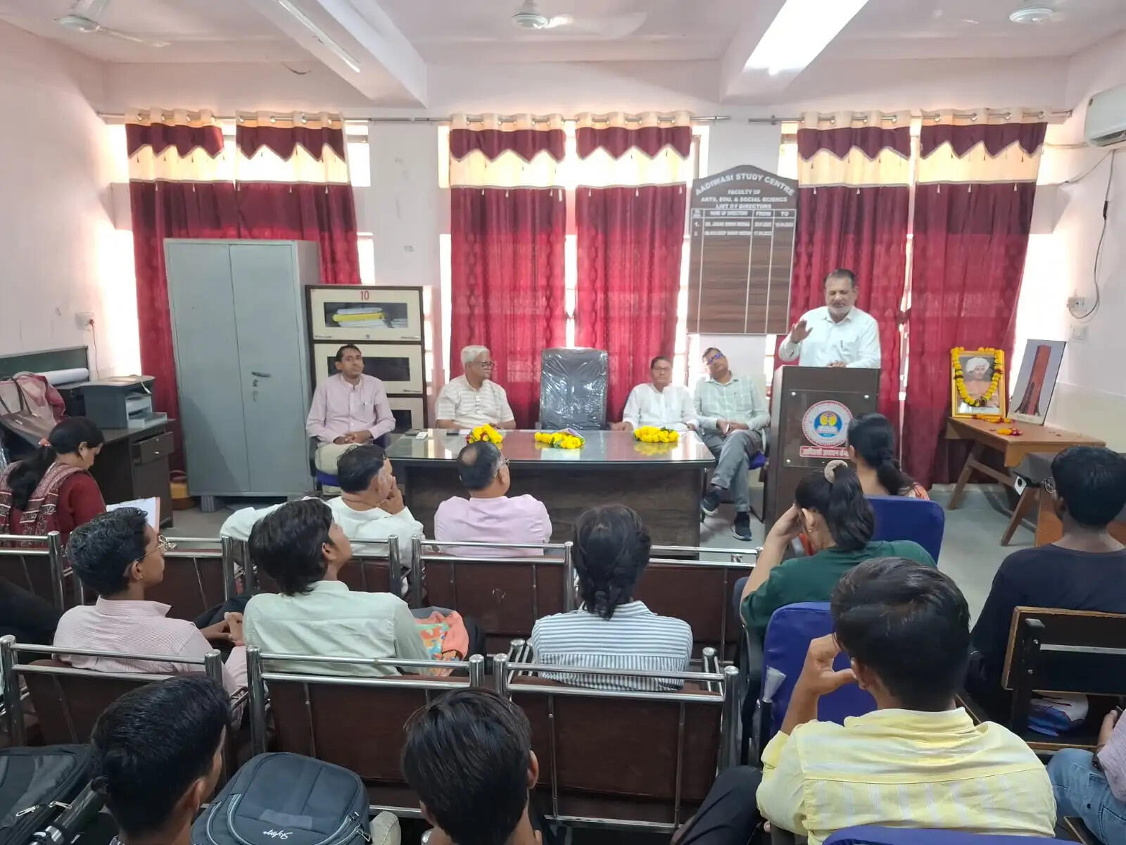 भारतीय ज्ञान परंपरा में आदिवासी समुदाय का अविस्मरणीय योगदान: प्रो. मीना