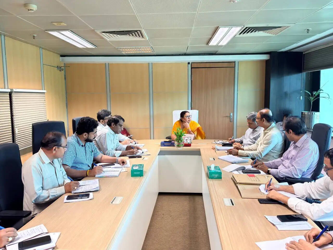 स्थायी समिति अध्यक्ष सत्या शर्मा ने निगम के प्रत्येक वार्ड में महिला पार्क विकसित करने के दिए निर्देश