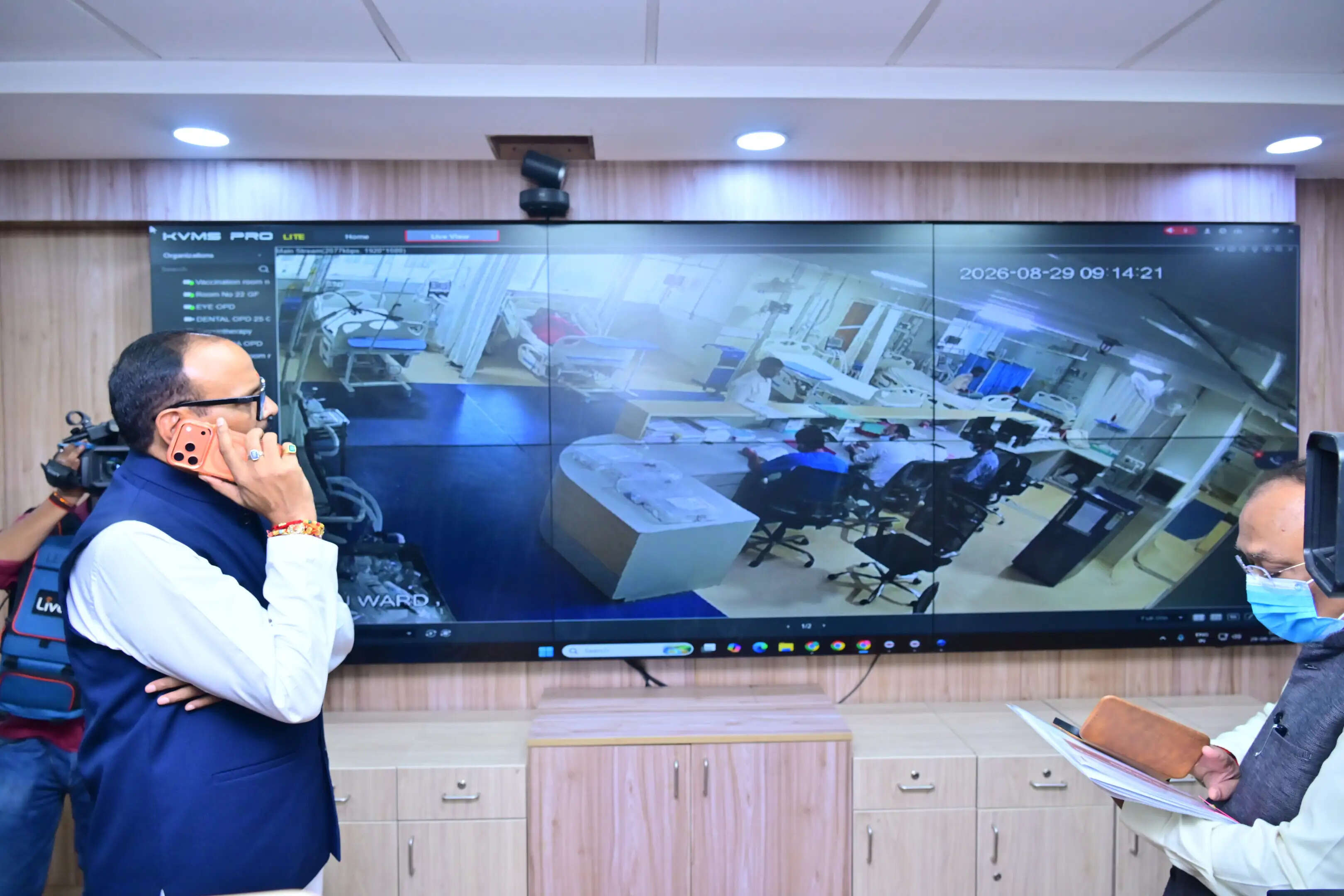 फ्लू को लेकर यूपी में अलर्ट, अस्पतालों में दवा-ऑक्सीजन का पर्याप्त स्टॉक: ब्रजेश पाठक