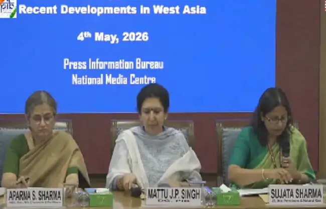 देश में कमर्शियल एलपीजी सिलेंडरों की आपूर्ति लगभग 70 फीसदी तक बहाल