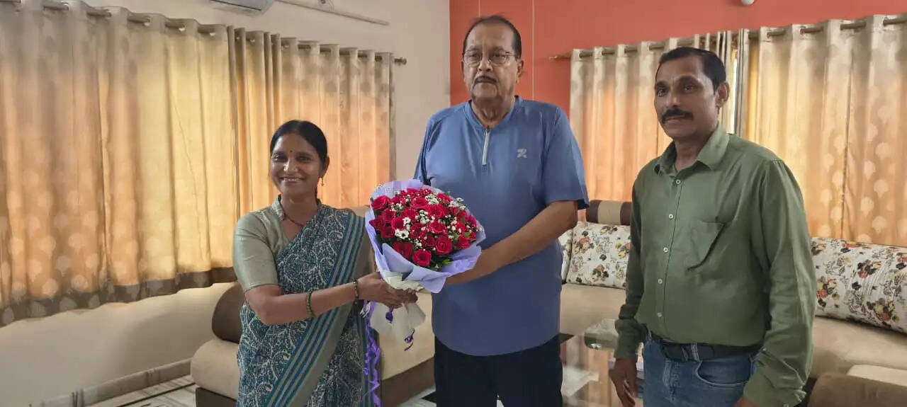 वित्त मंत्री से मिलीं वार्ड 14 की पार्षद, चुटिया के समग्र विकास की उठाई मांग