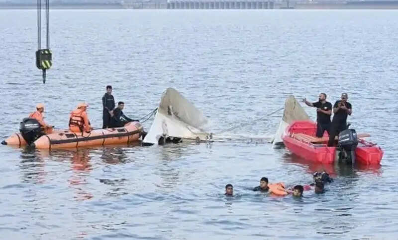 मप्र के बरगी डैम क्रूज हादसे में 4 लापता लोगों की तलाश जारी, सेना की ली जा रही मदद
