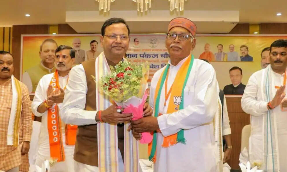 सेवा सुशासन और गरीब कल्याण के संकल्प के साथ सरकार कर रही है कार्य : पंकज चौधरी