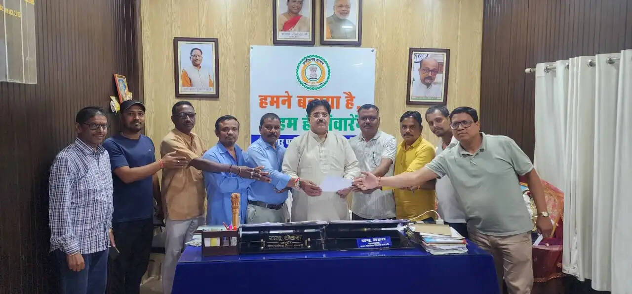 निगम द्वारा श्रीकृष्ण जन्माष्टमी आयोजन का सर्व यादव समाज ने किया स्वागत