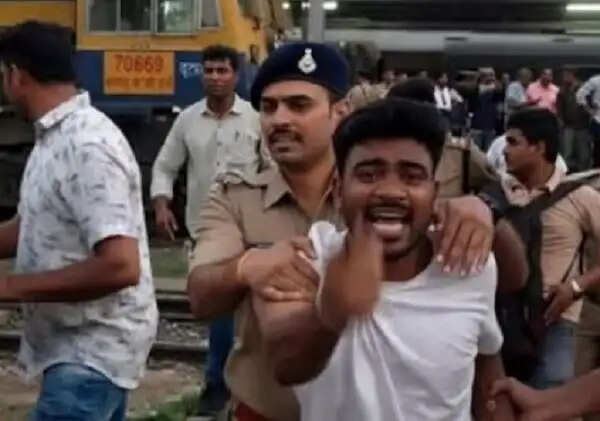 दिल्ली जाने से पहले मप्र के इटारसी में रोके गए सीजेपी कार्यकर्ता, ट्रेन से उतारकर हिरासत में लिया