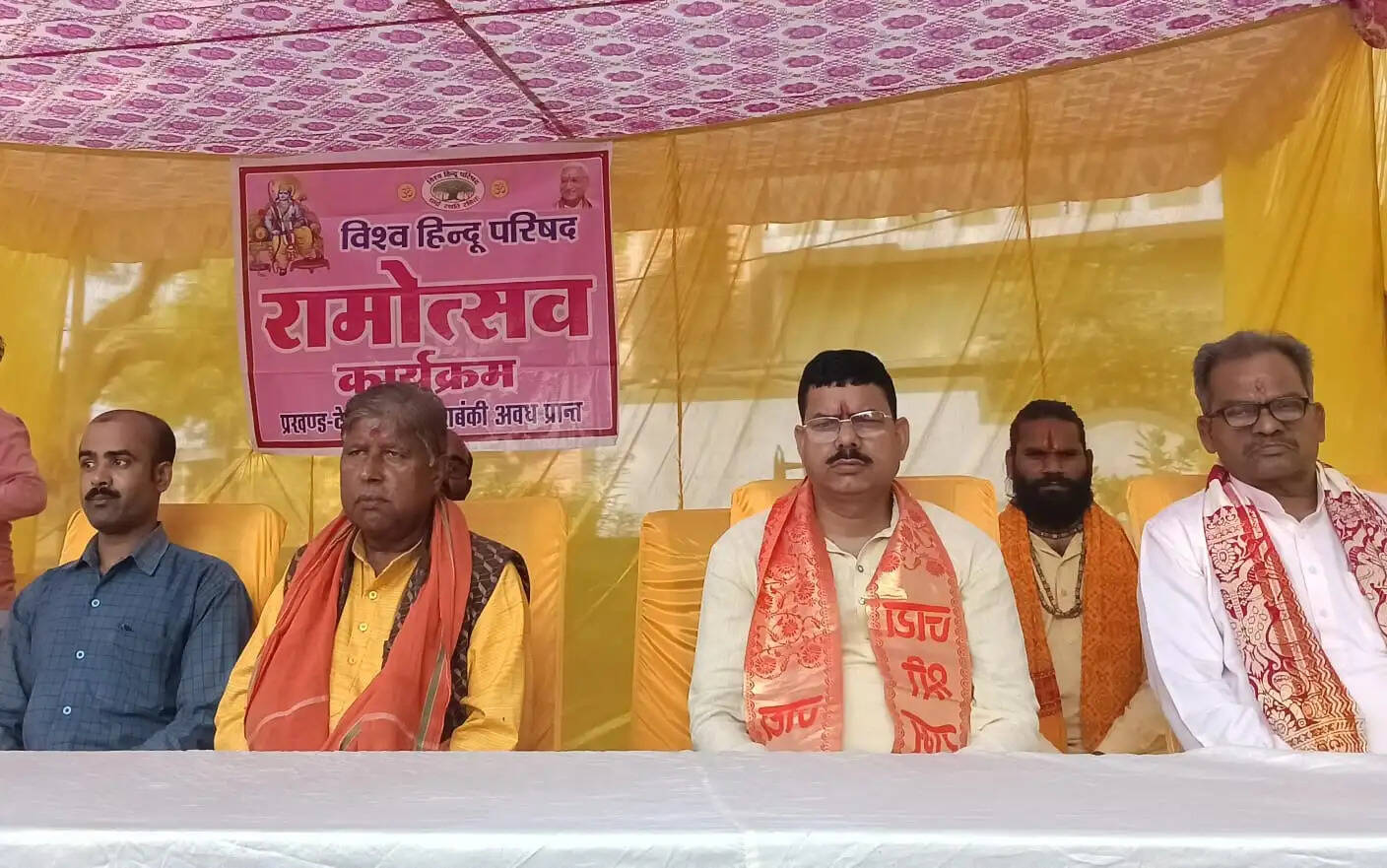 राम ने उत्तर दक्षिण जोड़ा वनवासियों को गले लगाया: देवेन्द्र