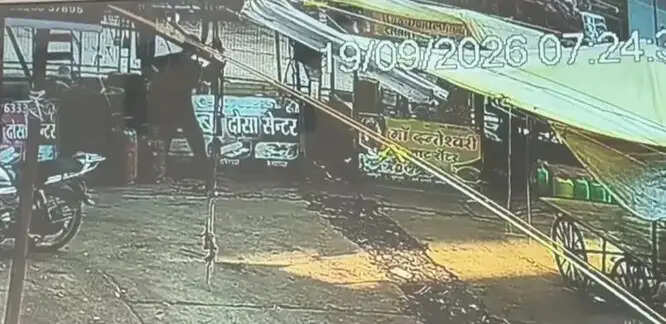 डोसा सेंटर लगाने वाले युवक की करंट लगने से हुई मौत