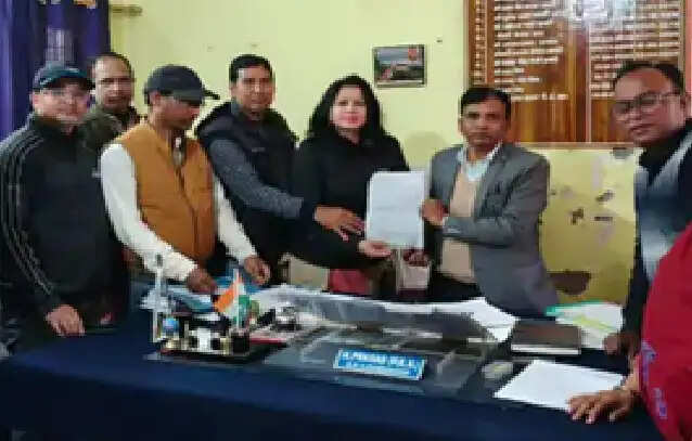 शिक्षक संघ ने की लंबित प्रकरणों के त्वरित समाधान की मांग