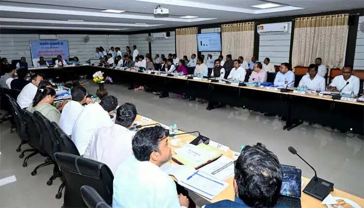 गांवों के समग्र विकास से ही विकसित छत्तीसगढ़ का संकल्प होगा साकार : मुख्यमंत्री साय