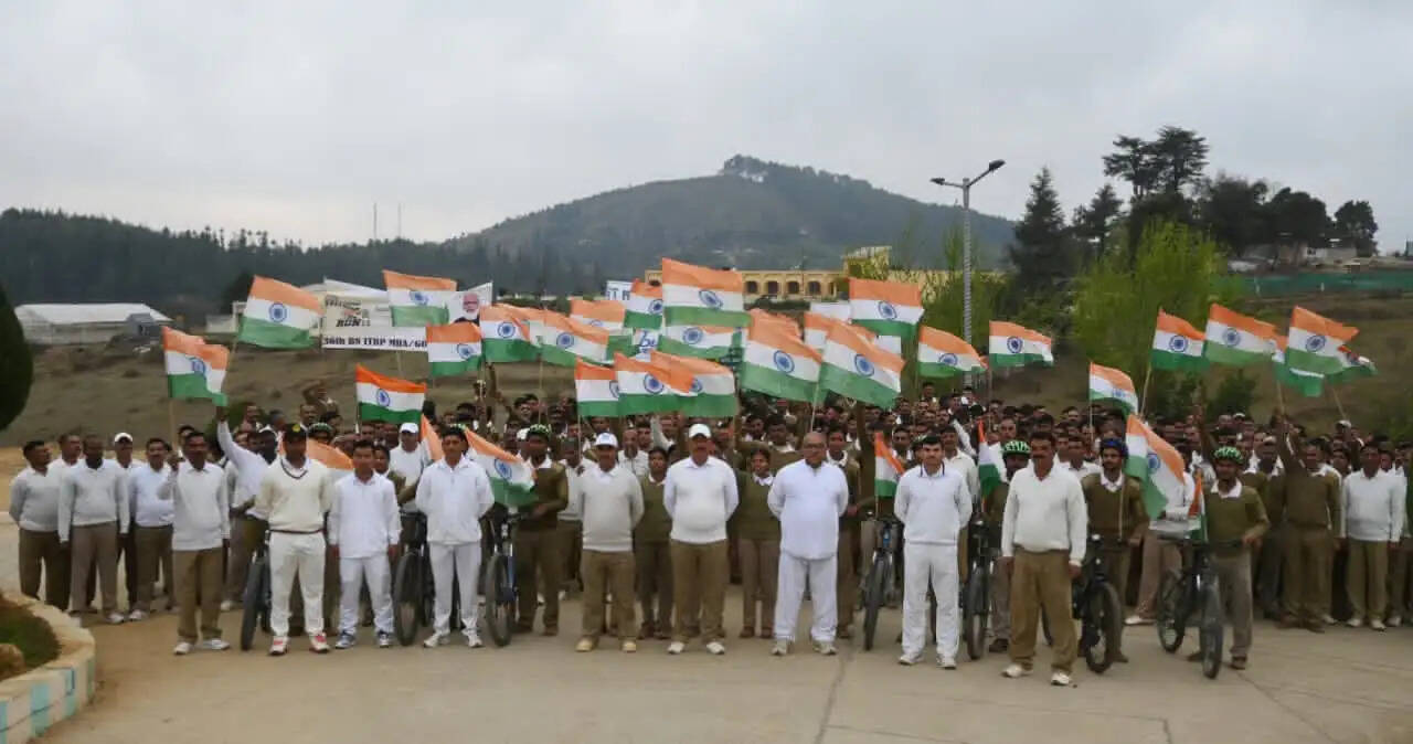 आईटीबीपी का फिटनेस अभियान, जवानों ने किया साइक्लिंग और वॉक