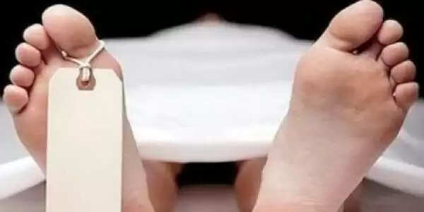 ट्रेन की चपेट में आने से अज्ञात व्यक्ति की मौत