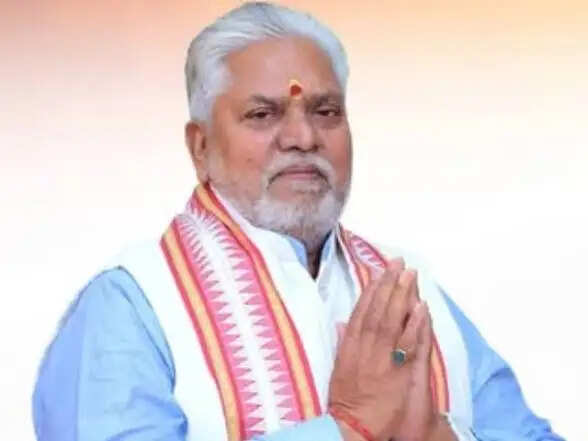 बिहार विधानसभा के अध्यक्ष डॉ. प्रेम कुमार ने राम मंदिर में रामलला का किया दर्शन-पूजन