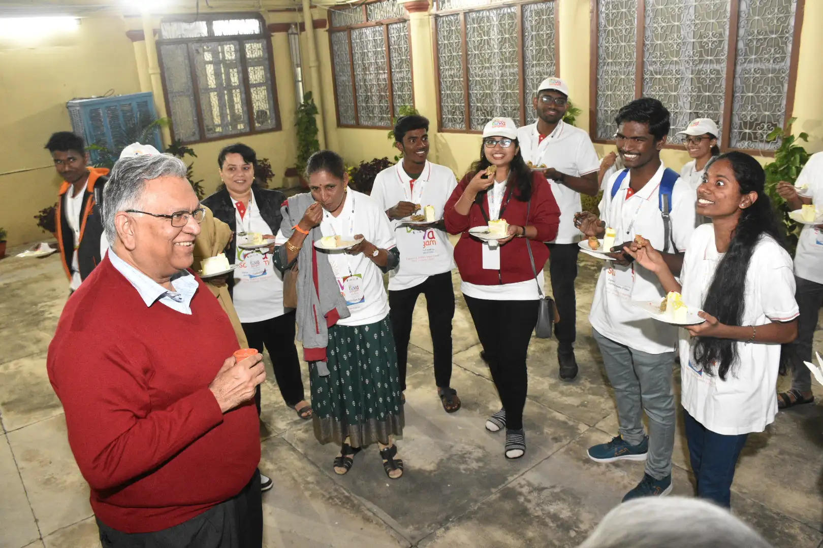 तेलंगाना से आए युवा संगम प्रतिनिधिमंडल से बीएचयू कुलपति ने किया संवाद