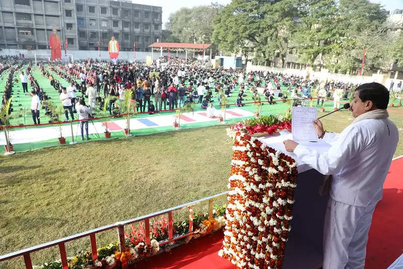 स्वामी विवेकानंद ने विश्व में भारत की गरिमा बढ़ाई : मुख्यमंत्री डॉ. यादव