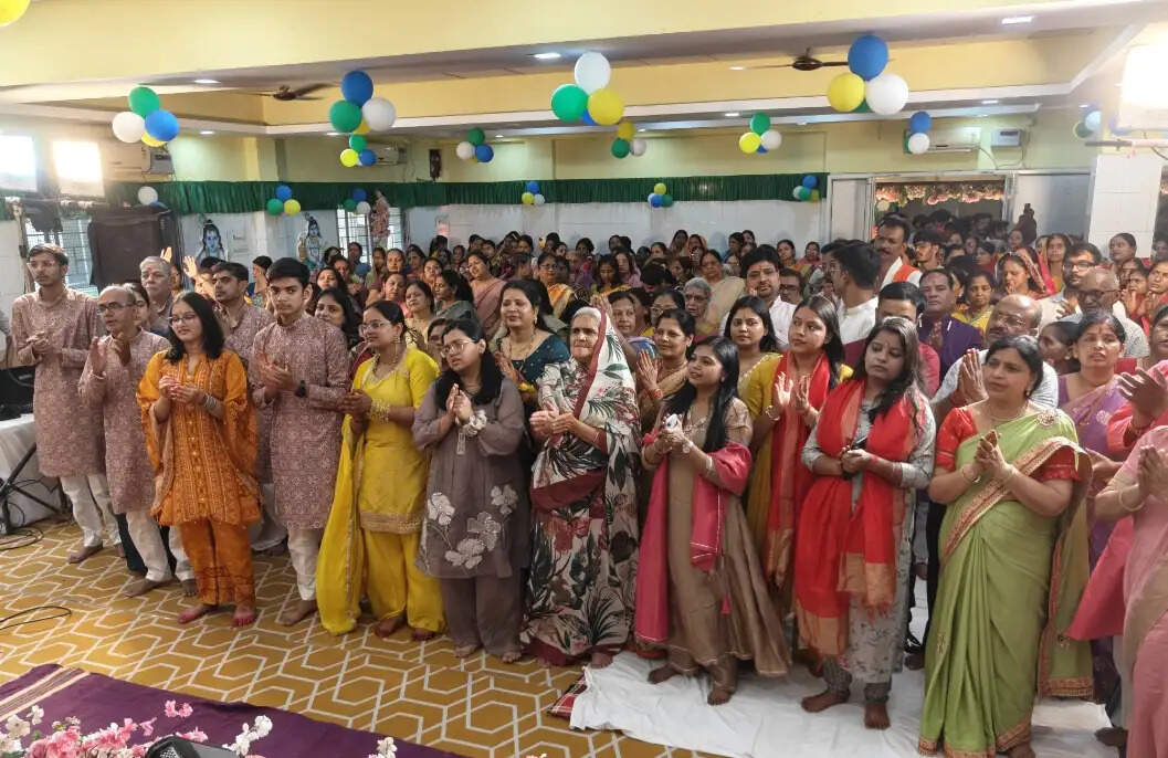 श्रीमद् भागवत कथा के समापन पर मां चैतन्य मीरा ने किया द्वारिका लीला का सजीव चित्रण