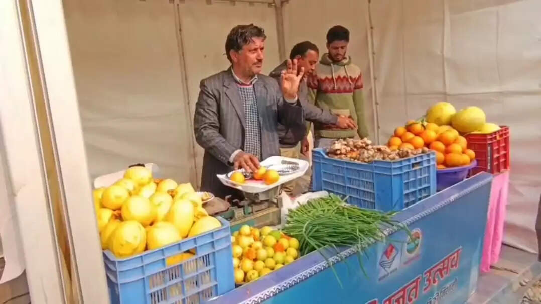 ग्रामीण उद्यमिता की मिसाल बनकर उभरे रतूड़ी