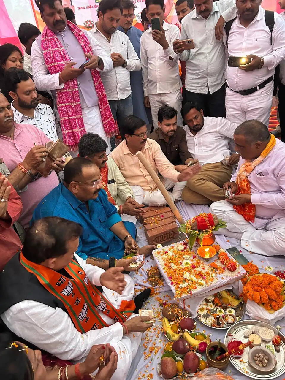 सड़कों के चौड़ीकरण से विकास को मिलेगी रफ्तार : रमेश अवस्थी