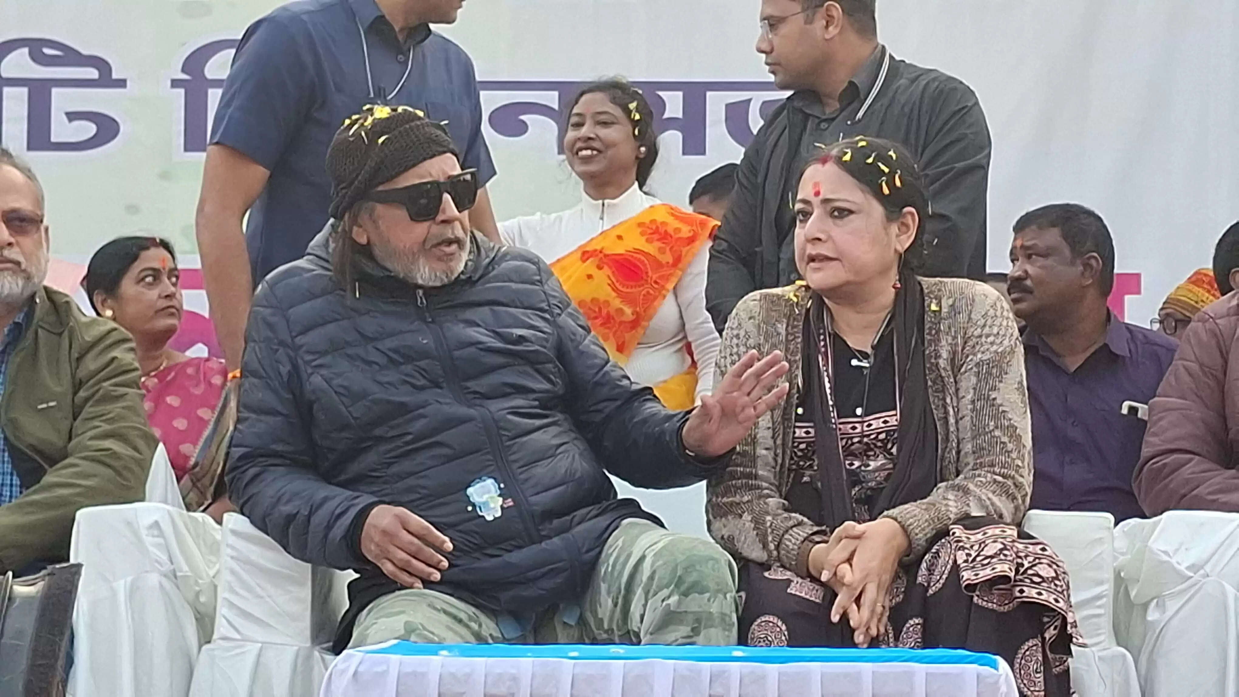 बंगाल में भाजपा के नेतृत्व में एक मजबूत सरकार बनानी होगी : मिथुन चक्रवर्ती