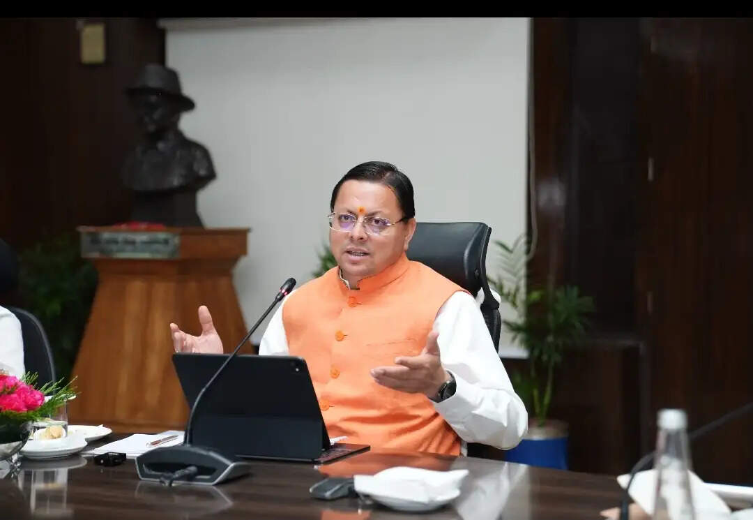मानसून तैयारियों पर सीएम धामी सख्त, 15 नवंबर तक सभी सड़कें होंगी गड्ढा मुक्त