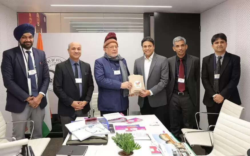 दावोस में वैश्विक निवेशकों के साथ यूपी के प्रतिनिधिमंडल की बैठकों का दौर जारी