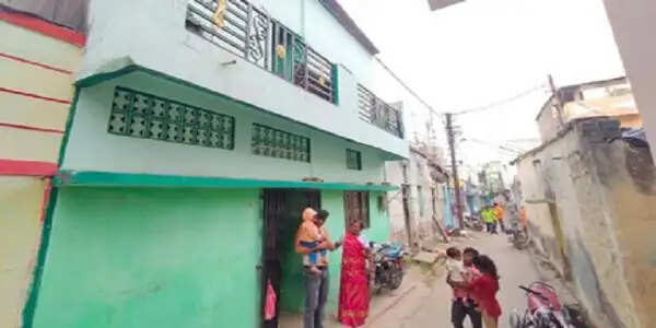 इंदौर के भागीरथपुरा में फूड पाइजनिंग के कुछ लोगों की तबीयत बिगड़ी,सभी की स्थित सामान्य