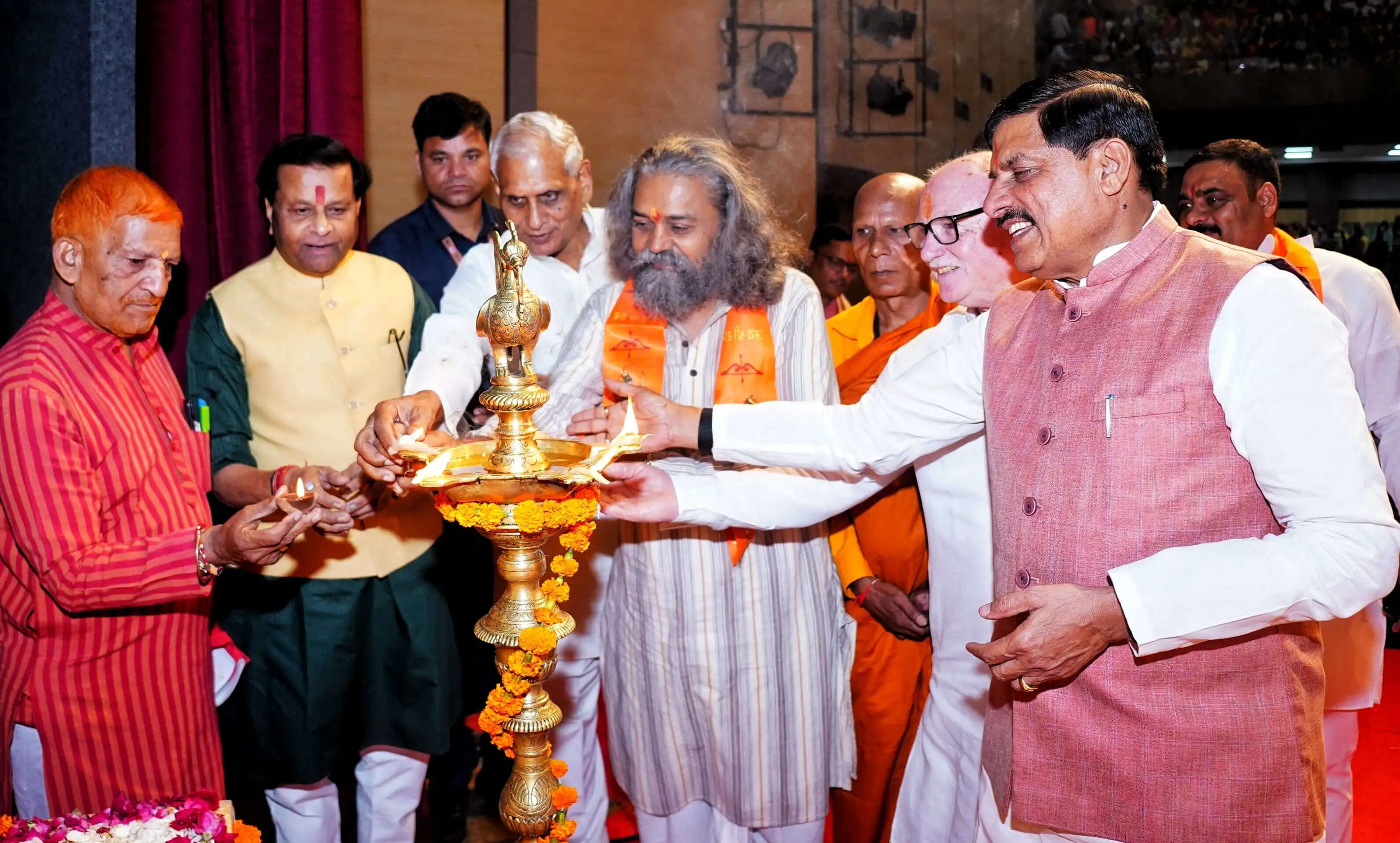 ‘एक देश में दो विधान नहीं चलेंगे’, भोपाल में अशोक सिंघल जन्मशताब्दी का शंखनाद