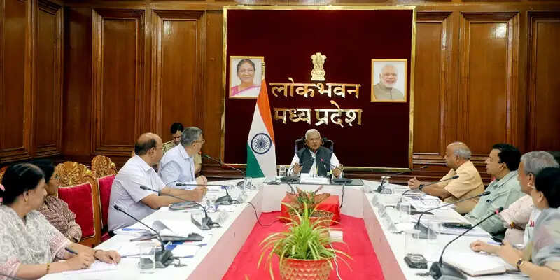 अनुशंसाओं को संवेदनशीलता के साथ करें लागू : राज्यपाल पटेल