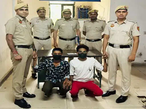 फरीदाबाद: सेक्सटॉर्शन गैंग का भंड़ाफोड़, तीन युवक गिरफ्तार