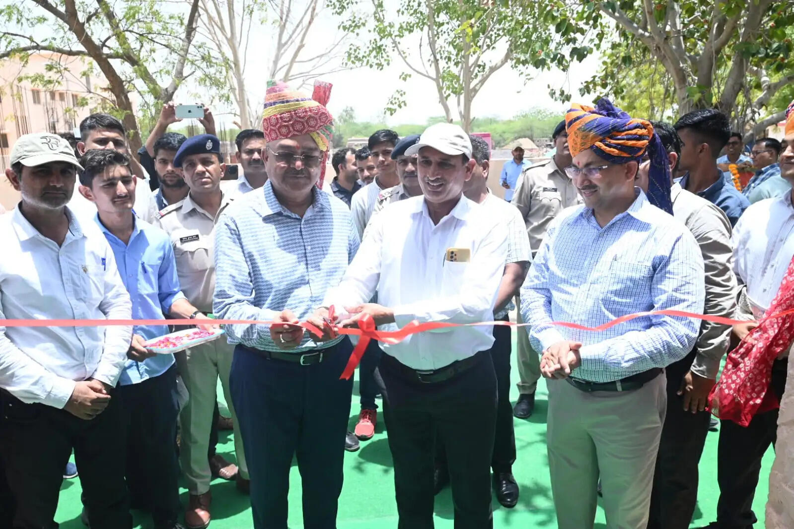 उत्तर पश्चिम रेलवे के पहले वाटर रिसाइक्लिंग प्लांट का बाड़मेर रेलवे स्टेशन पर उद्घाटन