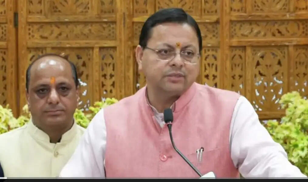 एसआईआर के फैसले सर्वसम्मति से लिए गए, भ्रम फैला रही कांग्रेस : धामी