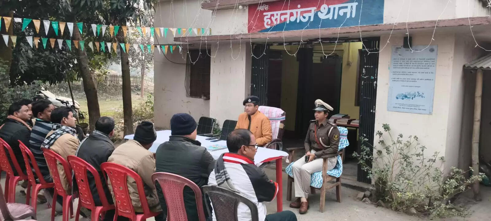 लंबित मामलों का जल्द हो निष्पादन, एसपी ने पदाधिकारियों को दिया निर्देश