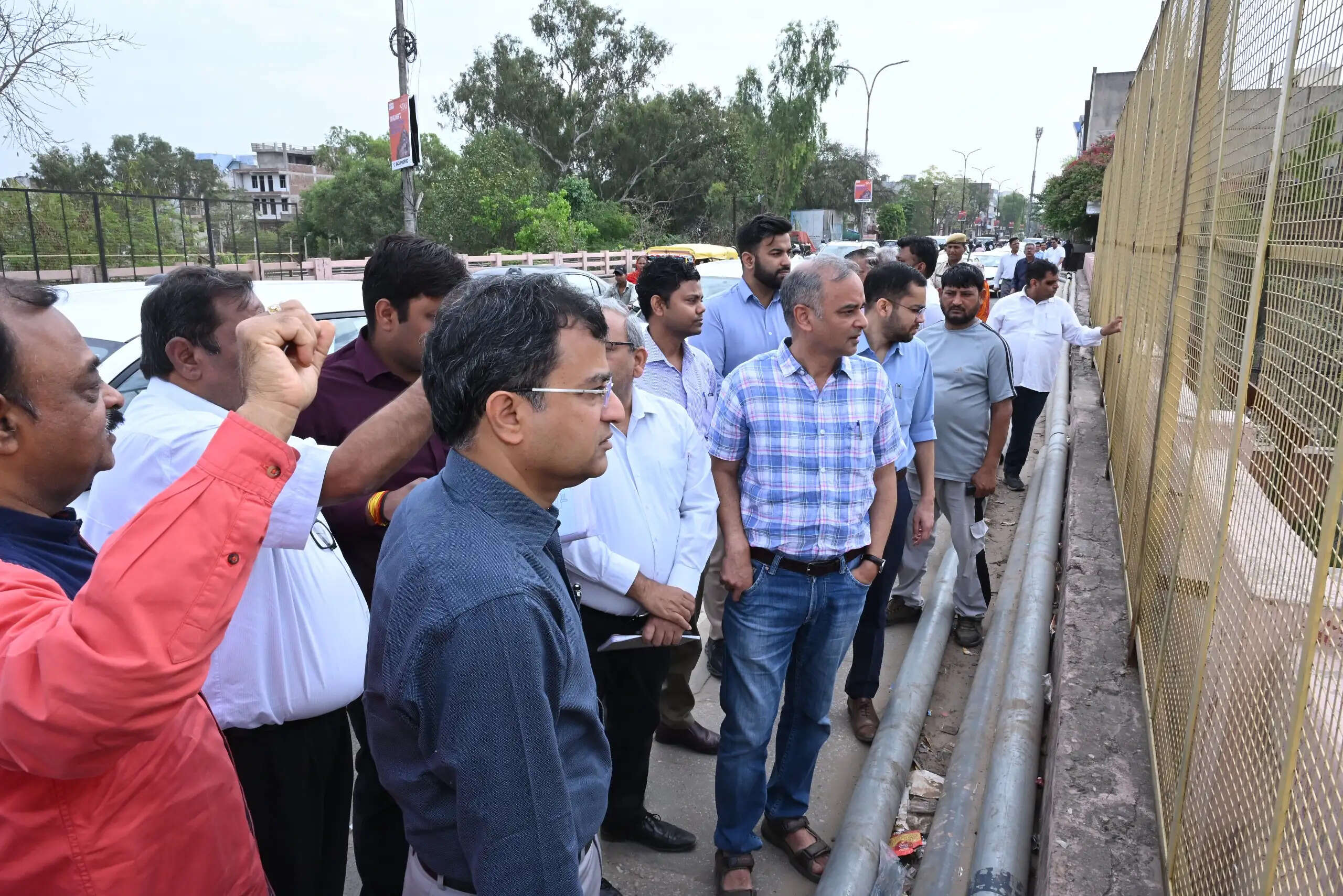 द्रव्यवती नदी को प्रदूषण मुक्त करने के लिए राज्य सरकार सख्त, अतिरिक्त मुख्य सचिव ने किया निरीक्षण