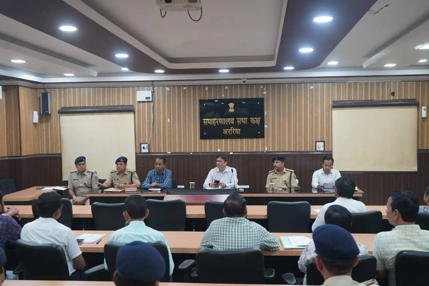 अवर निरीक्षक मद्य निषेध के पद पर नियुक्ति हेतु प्रारंभिक परीक्षा के लिए बनाए गए आठ केंद्र