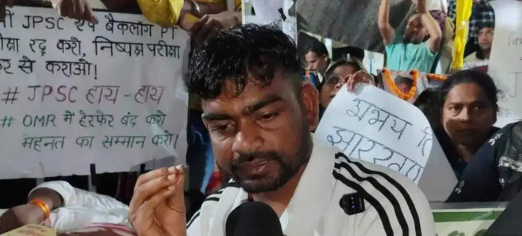 जेएसएससी-जेएसएससी आंदोलन में छात्रों के समर्थन के लिए पहुंचे जयराम, बोले- सदन में उठाऊंगा हर मांग