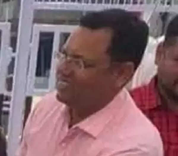 भोपालः पांच लाख रुपये की रिश्वत लेते रंगेहाथ पकड़ाया एएसआई