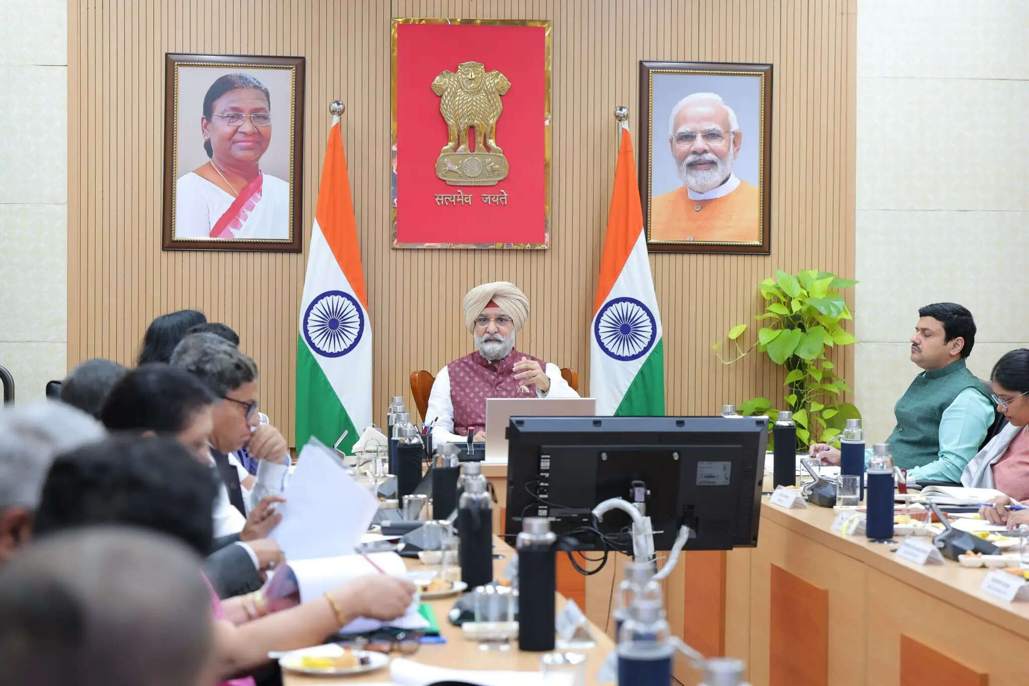 उपराज्यपाल ने उच्च शिक्षा को कौशल, आय और अवसरों का मजबूत जरिया बनाने पर दिया जोर