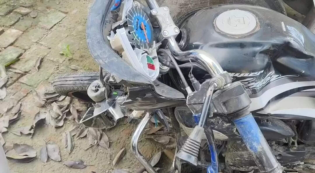 अमेठी : भीषण सड़क हादसे में दो की मौत, दो गंभीर