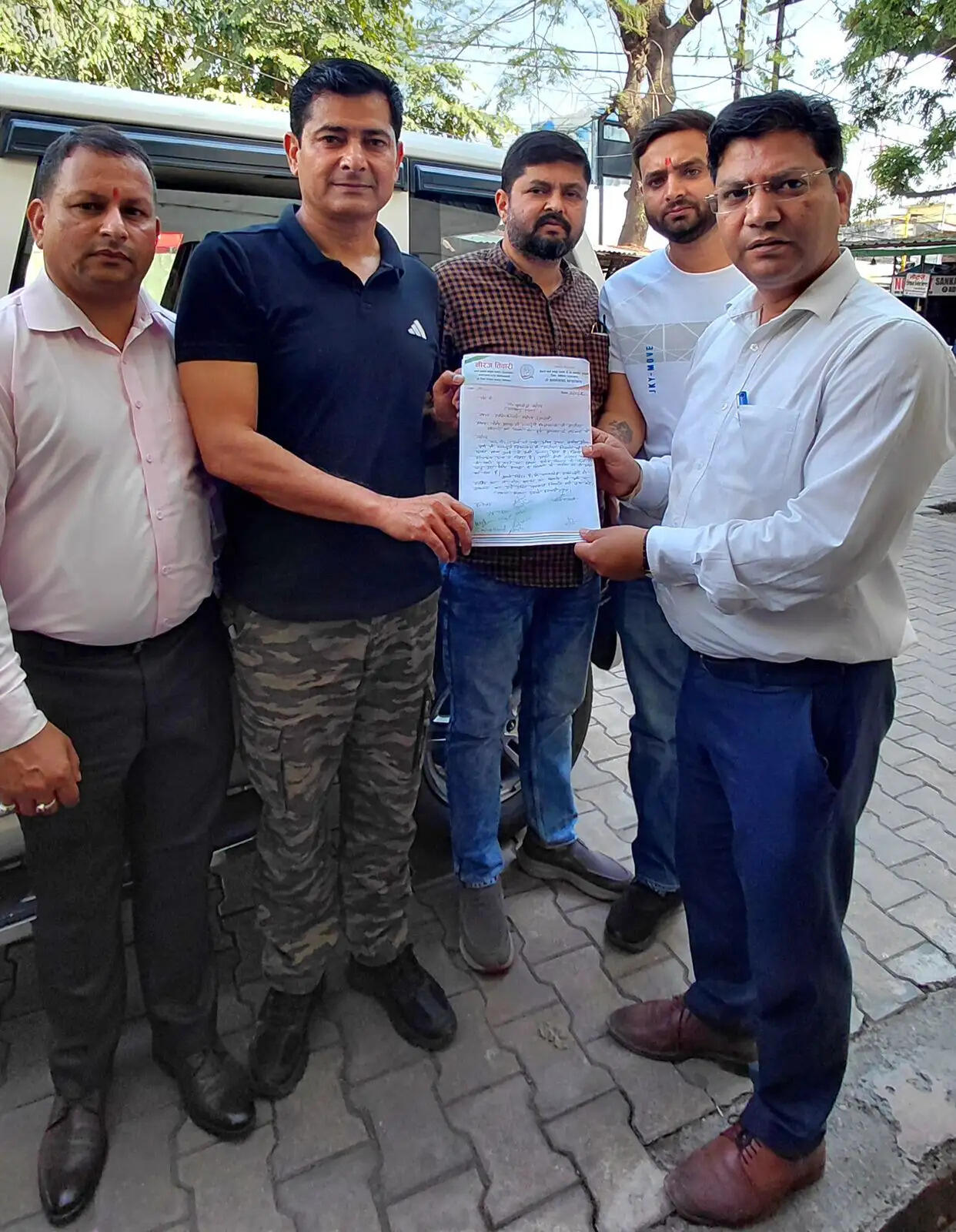 तूफान और बारिश से फसलों को नुकसान, मुआवजे की मांग