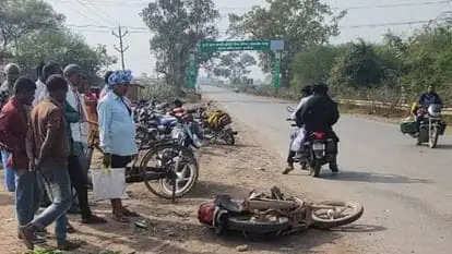 जांजगीर: पिकअप वाहन और मोटरसाइकिल की जोरदार टक्कर, हुई मौत