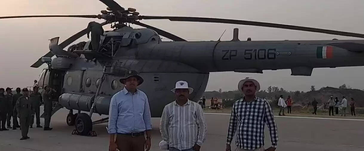 सुलतानपुर में पूर्वांचल एक्सप्रेस-वे एयर स्ट्रिप पर वायुसेना का रोमांचक युद्धाभ्यास, आठ लड़ाकू विमानों ने दिखाए हैरतअंगेज करतब