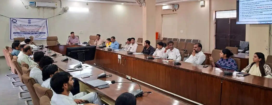 फरीदाबाद : पूर्ण रूप से डिजिटल और पेपरलेस होगी जनगणना : धीरेंद्र खडग़टा