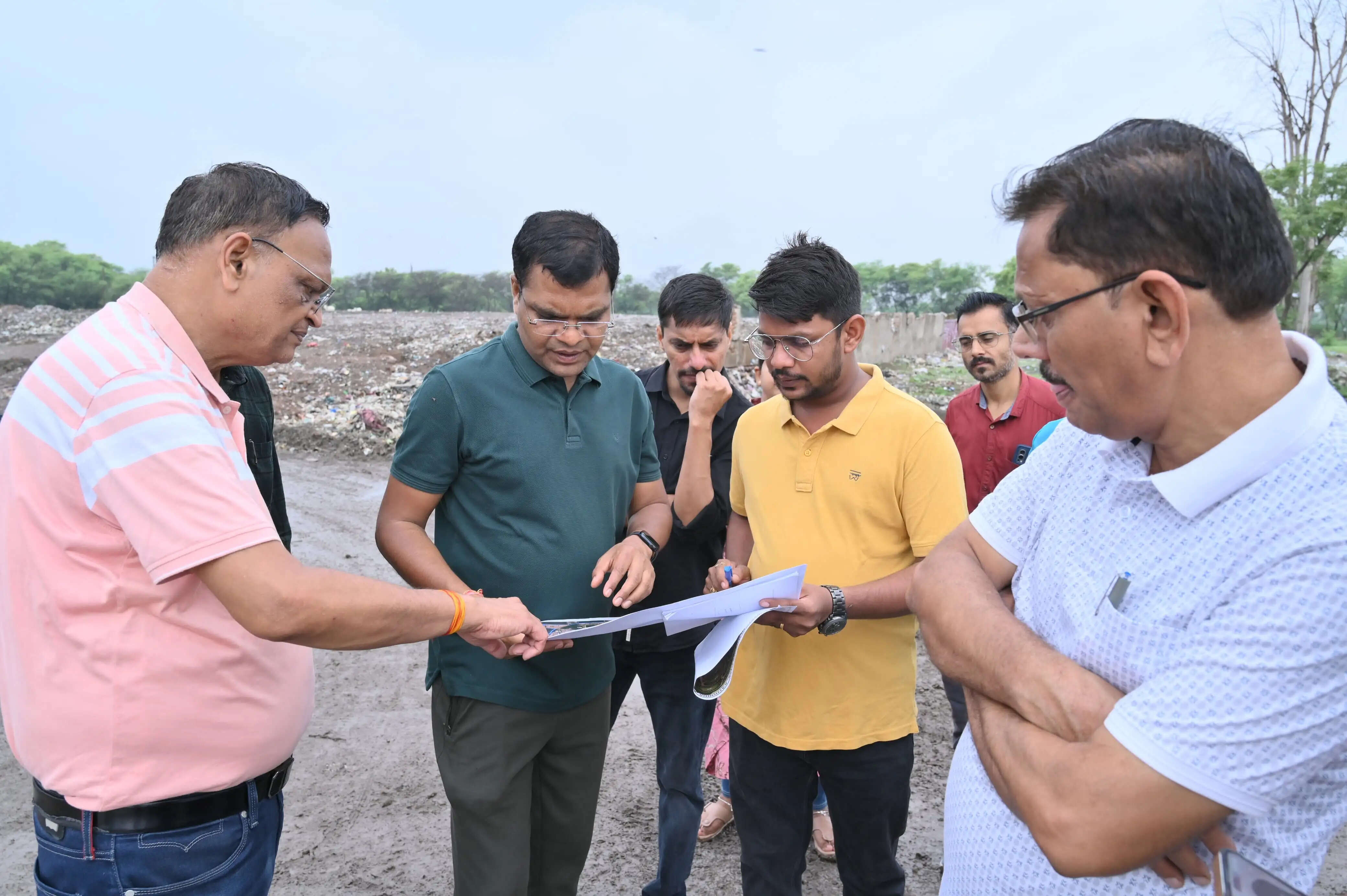 जबलपुर : चल रहे विकास कार्यो की वास्तविकता जानने निगमायुक्त का ताबड़तोड़ दौरा