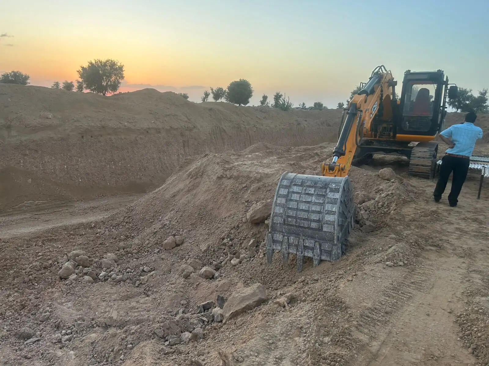 मुर्रम खनन पर 9.84 लाख और सिलिका सैंड पर 3.10 लाख रुपए का लगाया जुर्माना