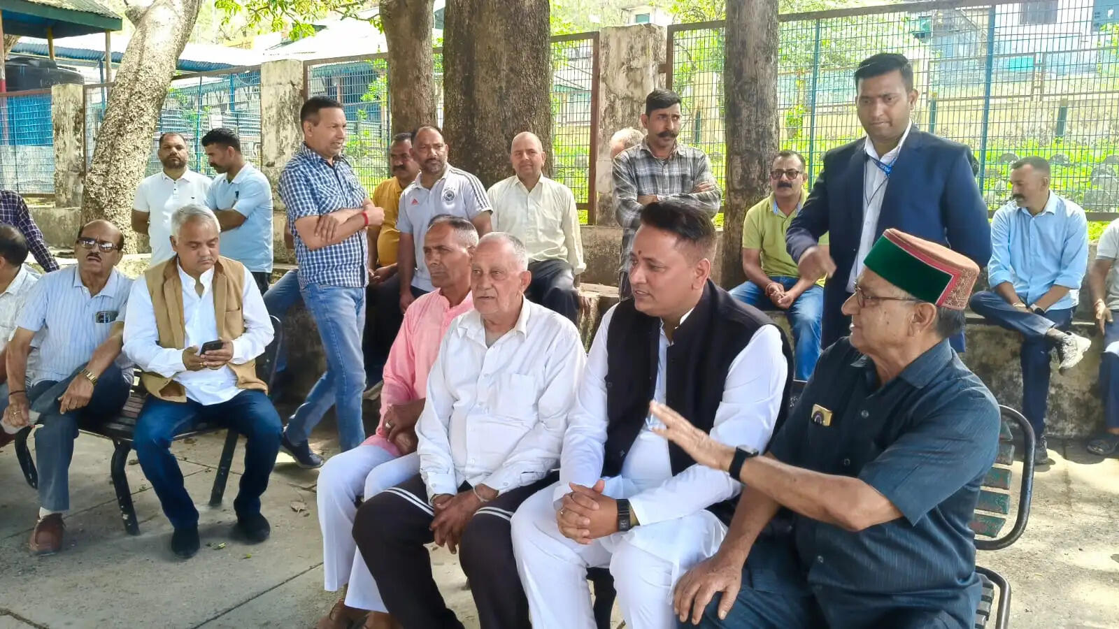 10 दिनों में रेल सेवाओं को बहाल नही किया गया तो होगा उग्र आंदोलन : अनुराग शर्मा