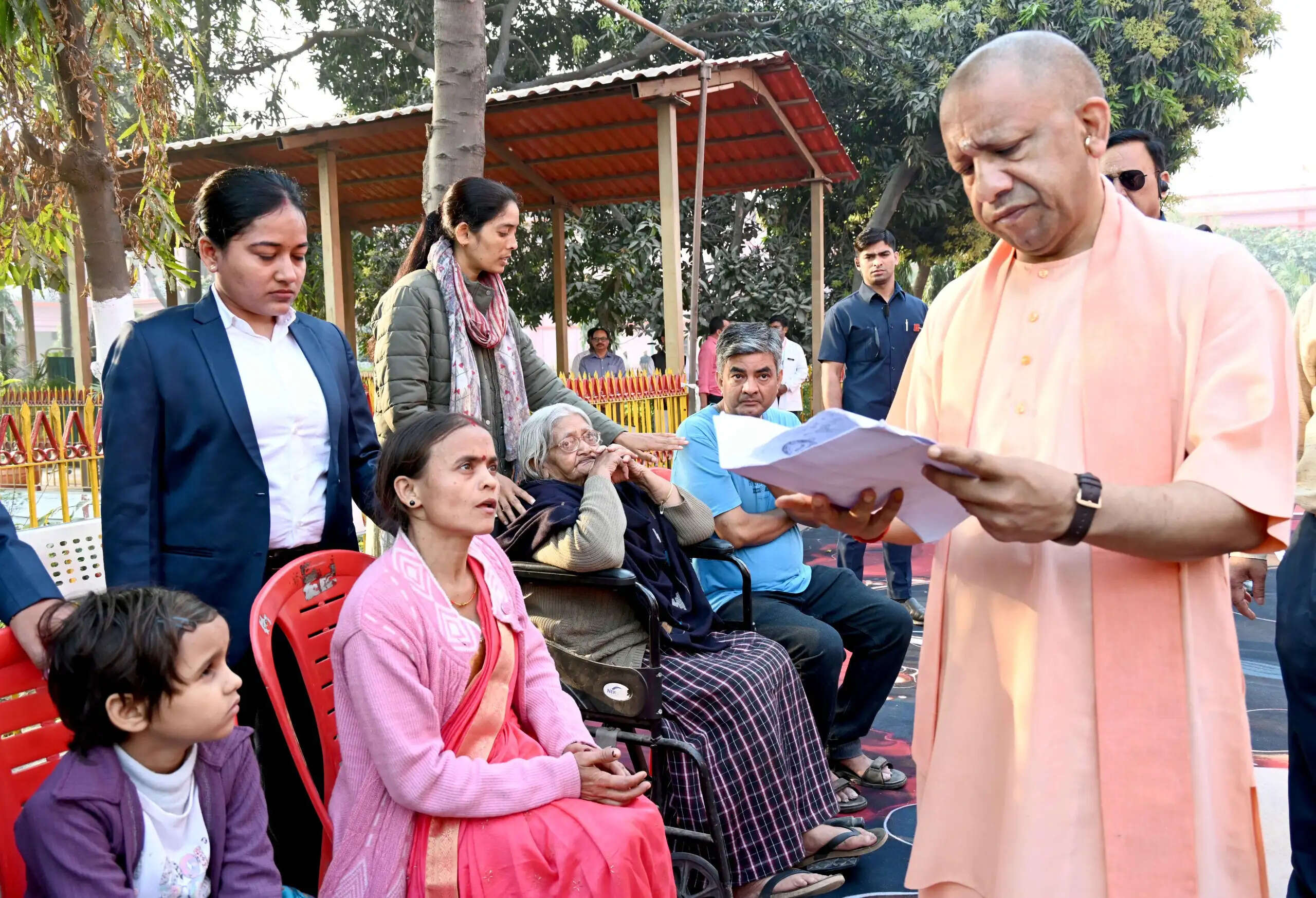 जन समस्याओं के निस्तारण में शिथिलता अक्षम्य: मुख्यमंत्री