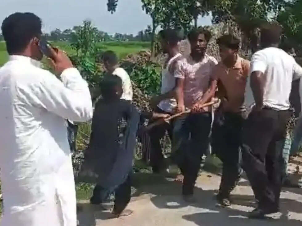 जमीन विवाद में खूनी संघर्ष, 5 लोग घायल, एक की हालत गंभीर